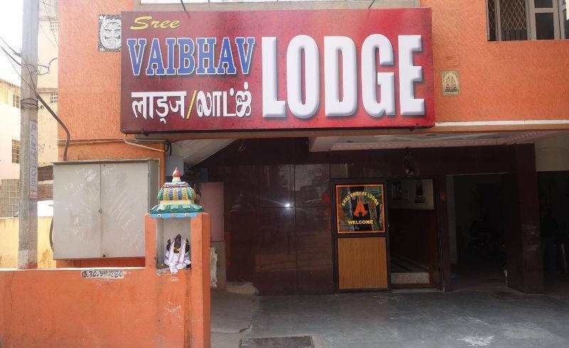 Sree Vaibhav Residency Hotel Tirupati Exterior foto